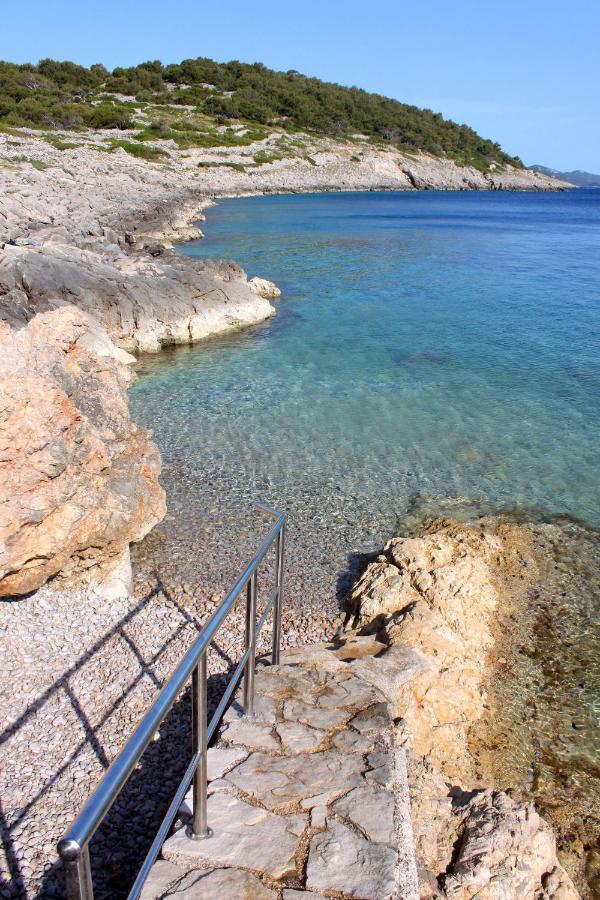 Apartments With A Parking Space Mali Lošinj Dış mekan fotoğraf