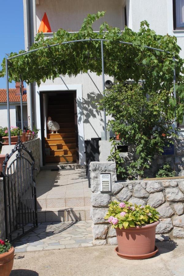 Apartments With A Parking Space Mali Lošinj Dış mekan fotoğraf